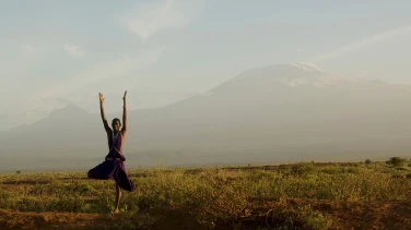 Yoga - Die Kraft des Lebens film trailer button
